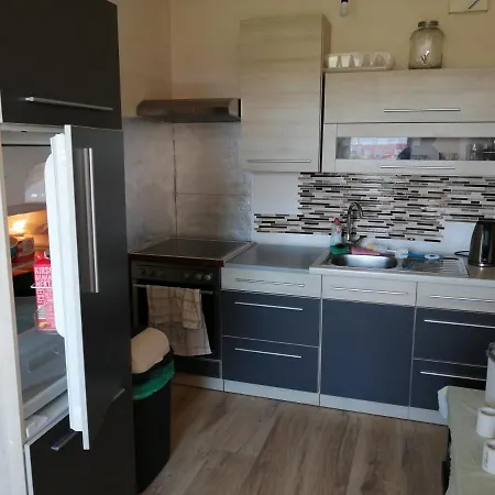 2-Zw In Guter Lage! Apartman *
